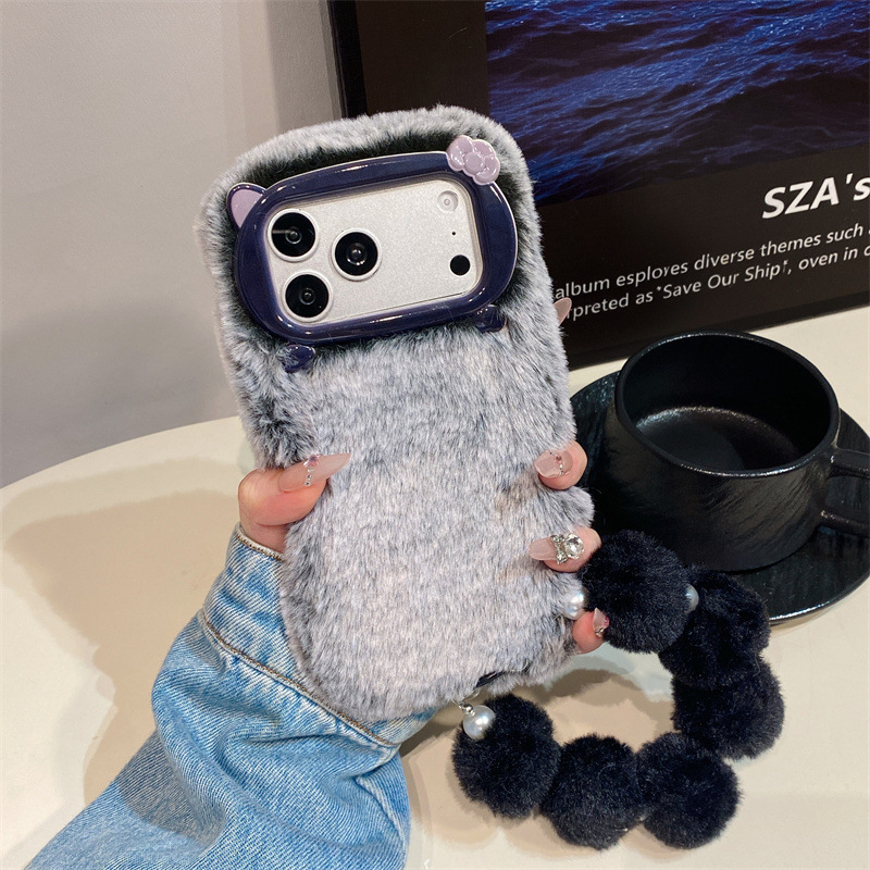 Luxury Solid Colors Furry Plus - огляд і ціна Apple Iphone 16